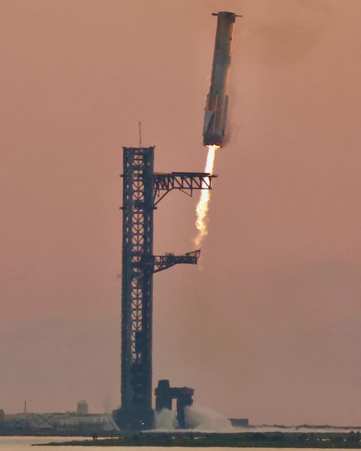 The Flight 5 Super Heavy booster on final approach to the launch tower, October 13, 2024