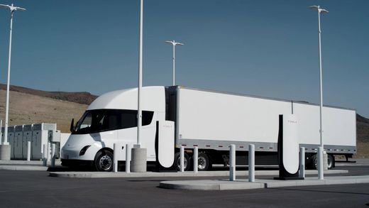 Tesla Semi at a Megacharger depot